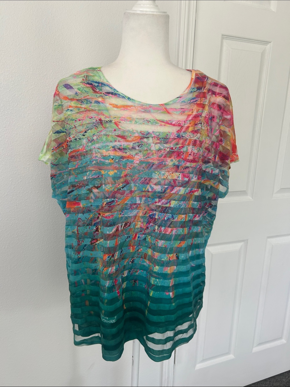 Striped Ombre Mesh Short Sleeve Tee in Teal & Pink